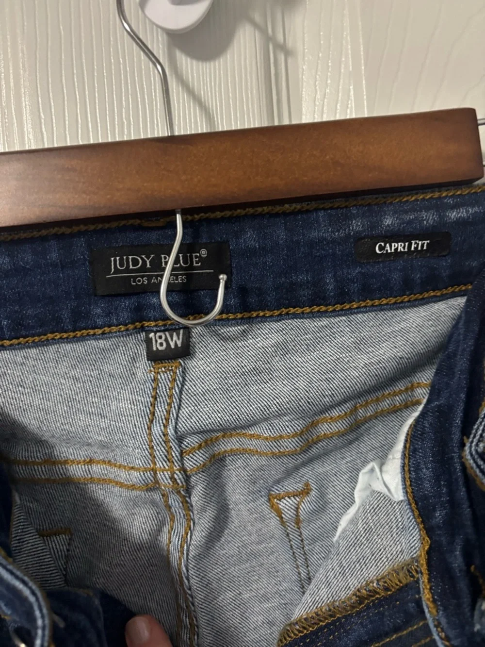 Judy Blue Dark Blue Capri Fit Jeans - Picture 2 of 3